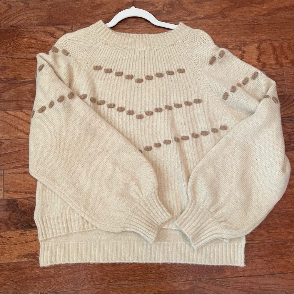 Cream Sweater | NEW NEW NEW | Women's Sweater